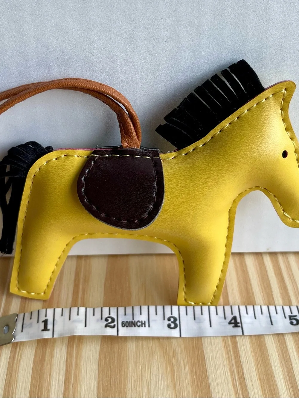 N/A playful yellow